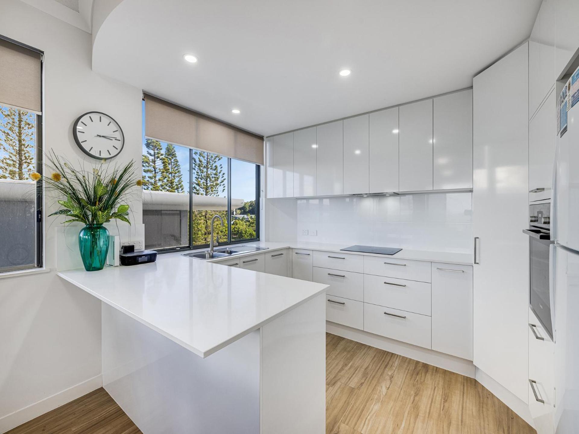 Meridian Alex Beach Apartments Alexandra Headland Bagian luar foto