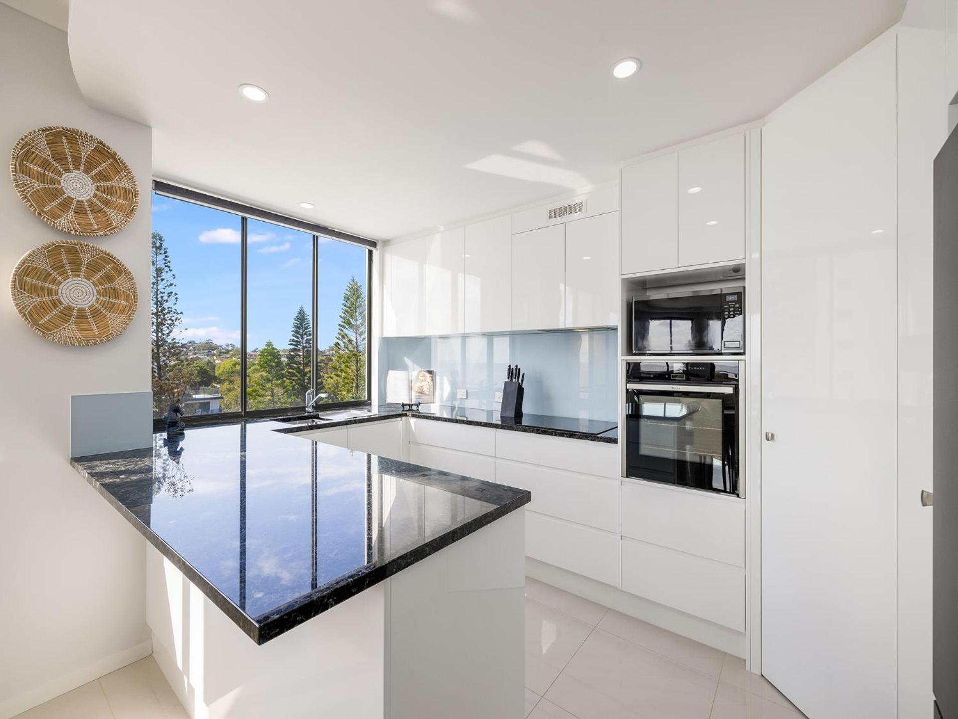 Meridian Alex Beach Apartments Alexandra Headland Bagian luar foto